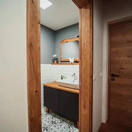 Kocbek Since 1929 * Sveti Jurij ob Scavnici