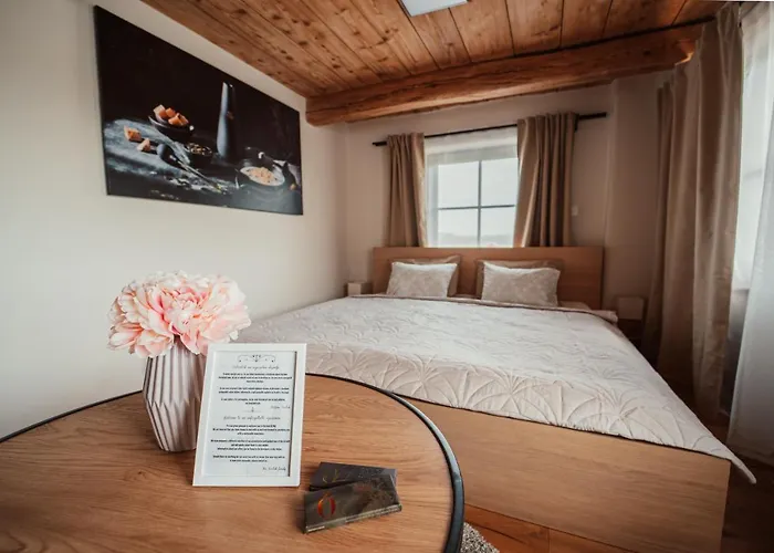 Kocbek Since 1929 スヴェティ・ユリイ・オプ・シュチャヴニツィ