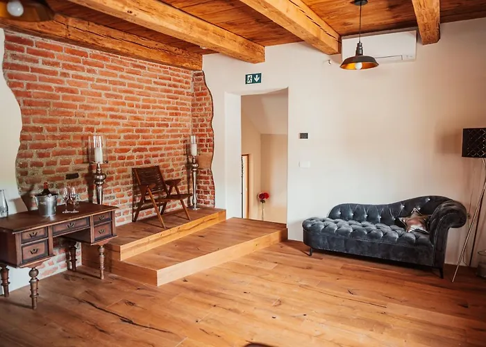 Kocbek Since 1929 アパート スヴェティ・ユリイ・オプ・シュチャヴニツィ